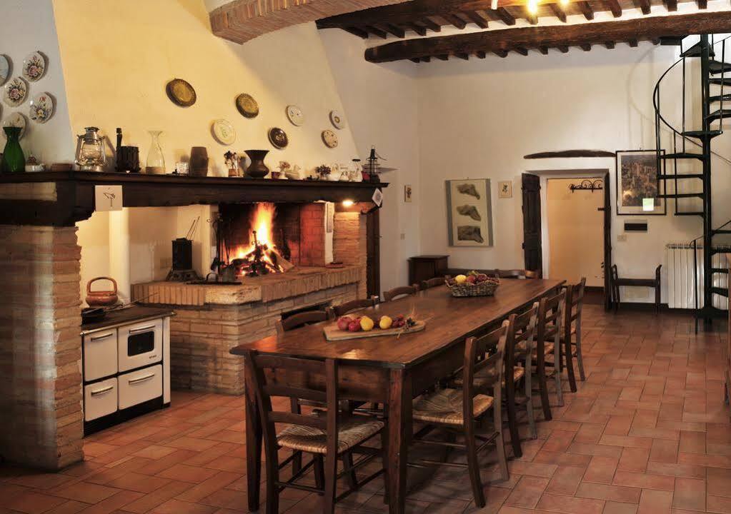 Agriturismo Poggiacolle San Gimignano Bagian luar foto
